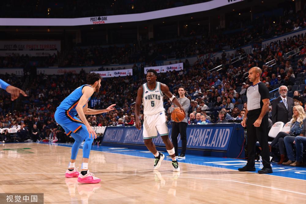 在格罗斯身 在格罗斯身